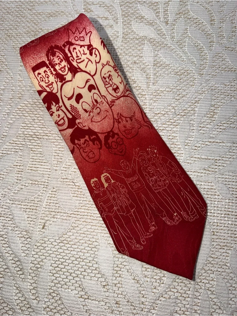 Men’s tie Archie Comics Novelty Cartoon Face Red Tie riverdale jughead